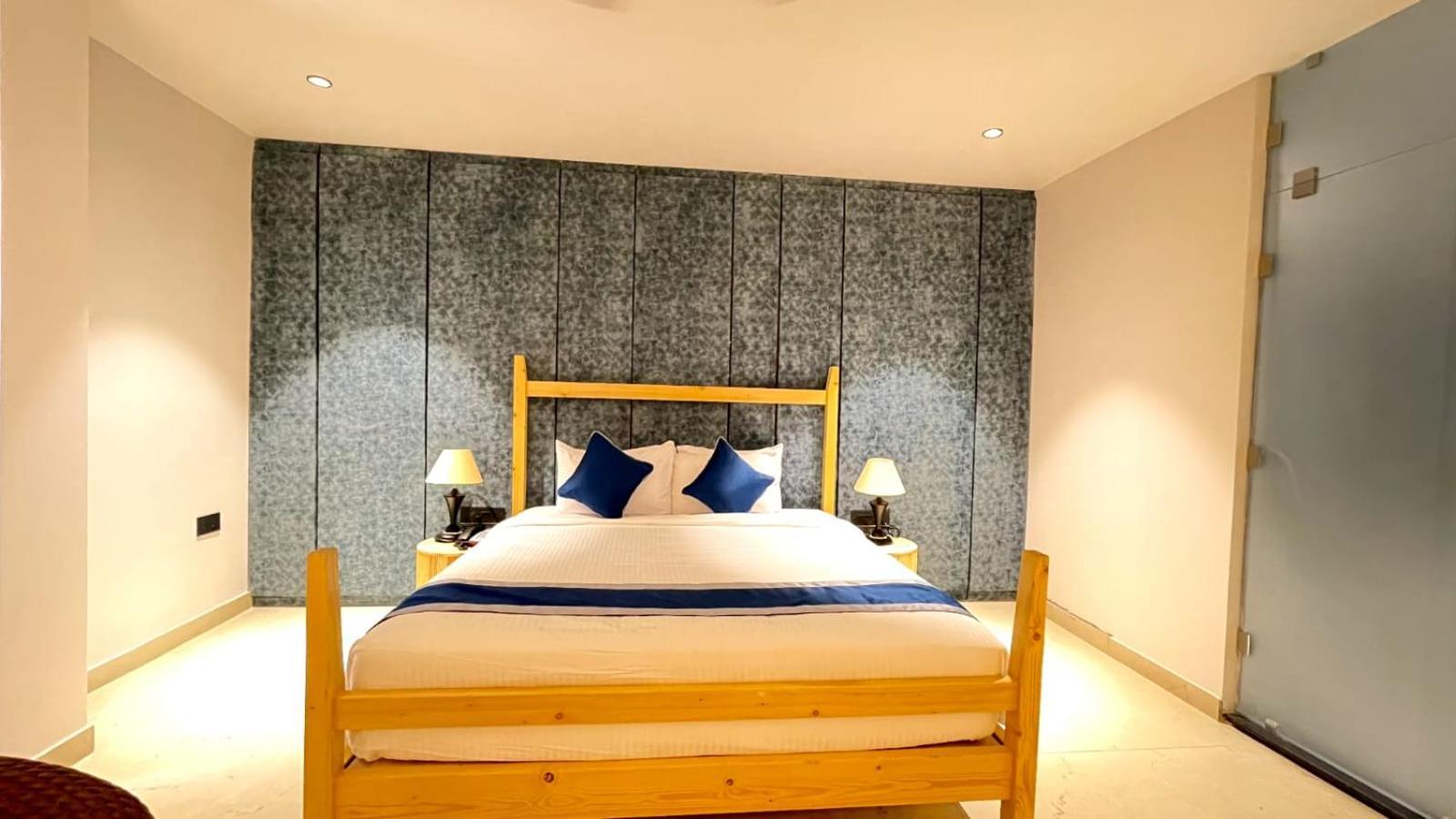 V Hotels And Resorts Chirala Exterior foto